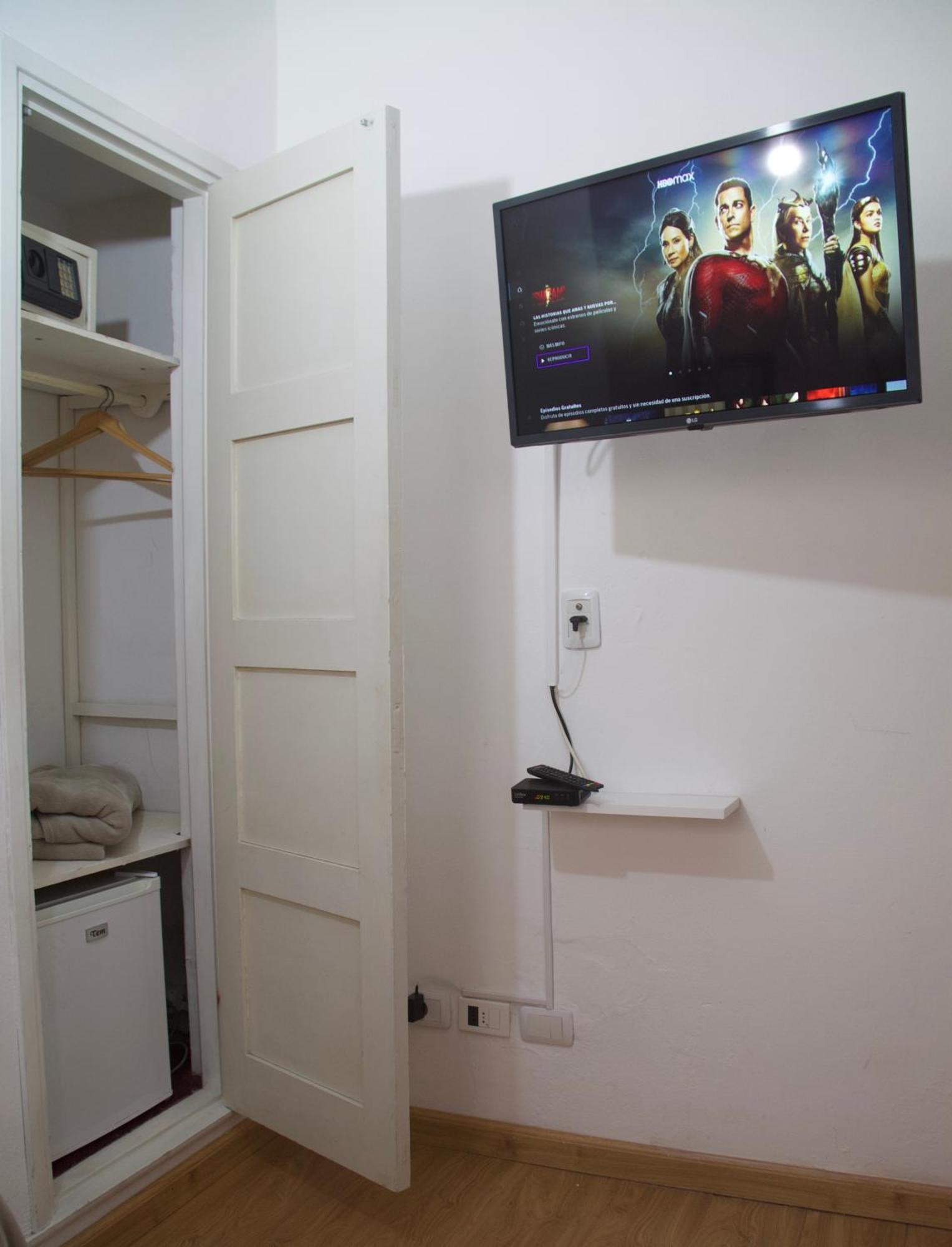 Hotel Milano 푼타델에스테 외부 사진