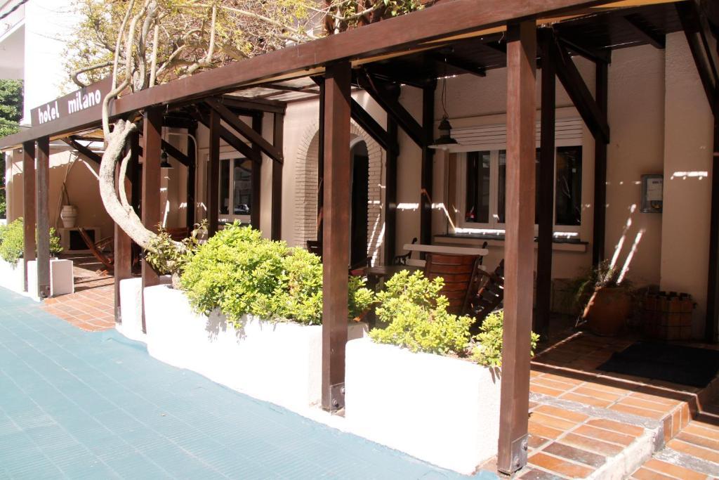 Hotel Milano 푼타델에스테 외부 사진