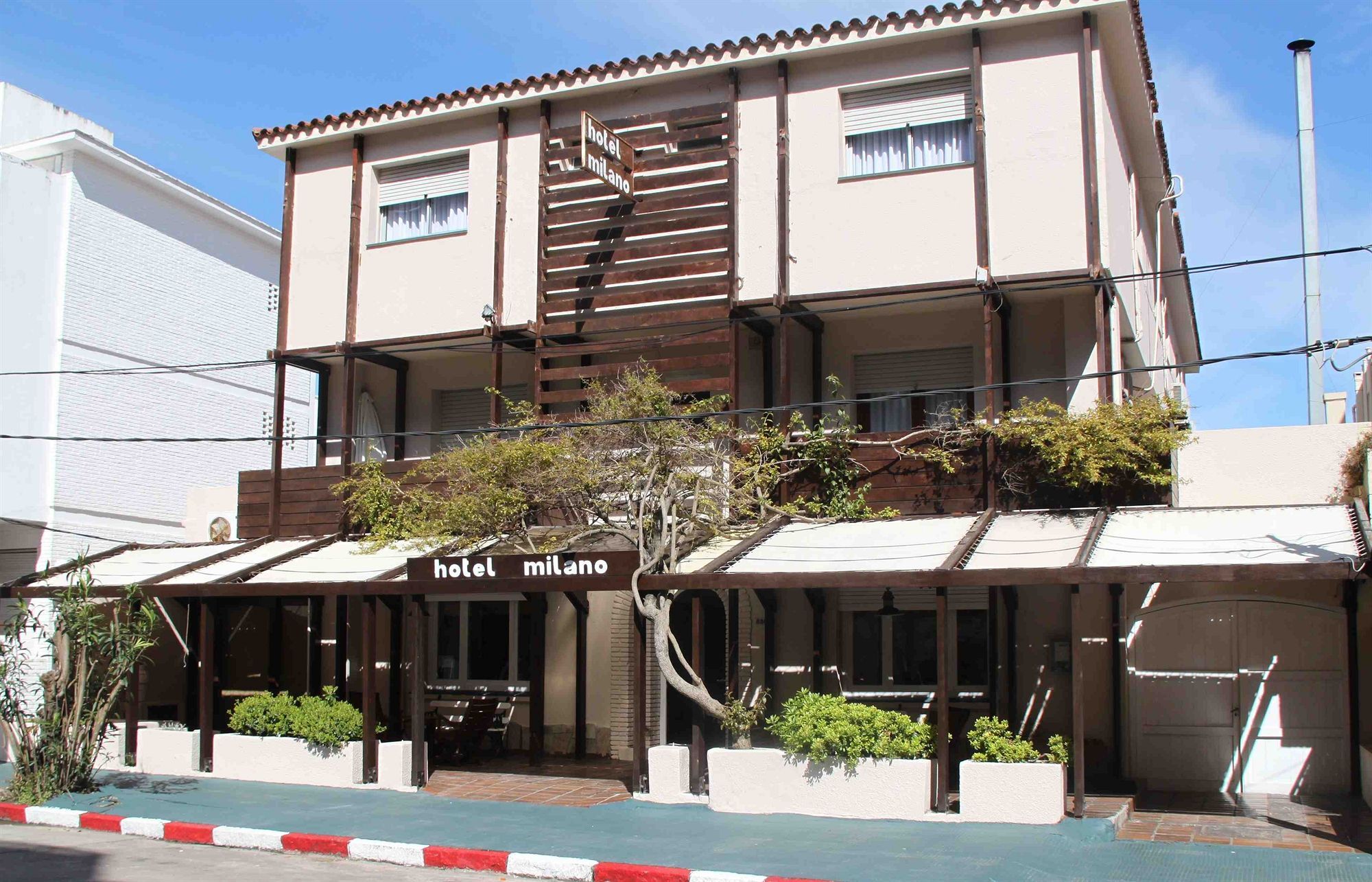 Hotel Milano 푼타델에스테 외부 사진